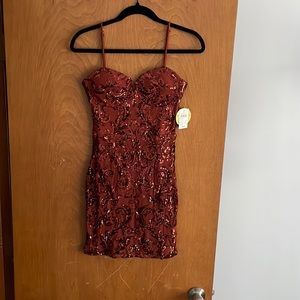 Windsor homecoming dress size small color burnt orange